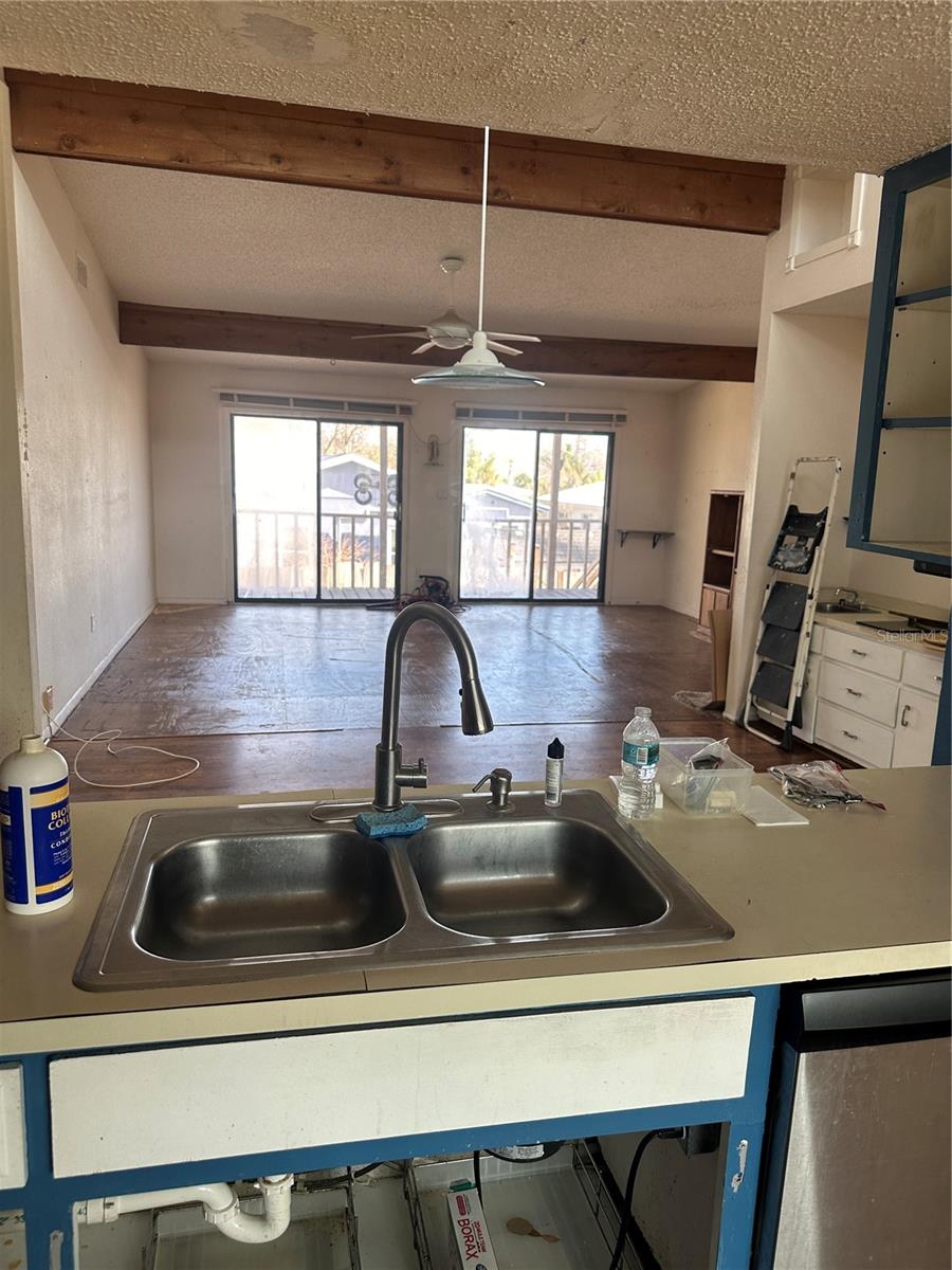 15803 GULF BLVD, REDINGTON BEACH, FL, 33708