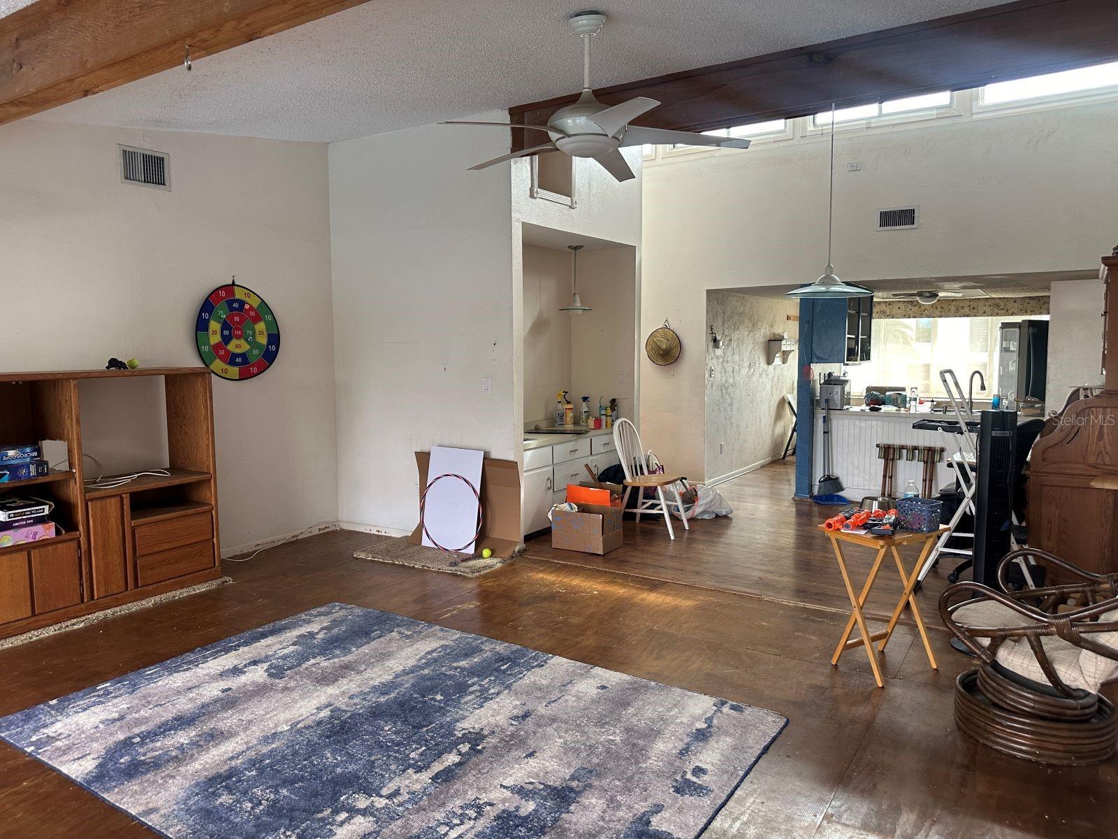 15803 GULF BLVD, REDINGTON BEACH, FL, 33708