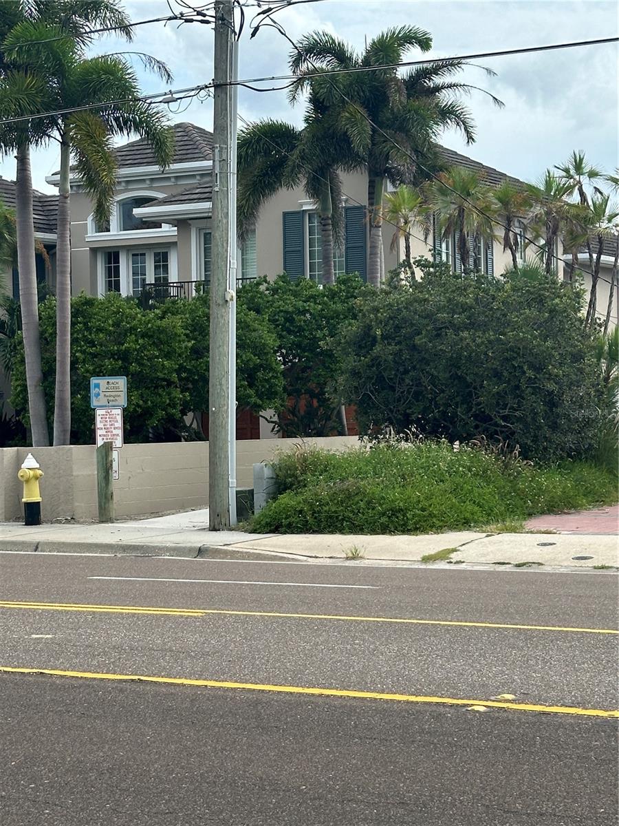 15803 GULF BLVD, REDINGTON BEACH, FL, 33708