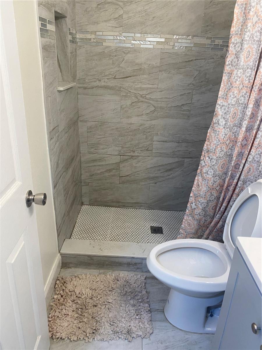 1435 NE 2ND PL, OCALA, FL, 34470