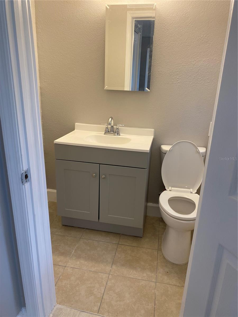 1435 NE 2ND PL, OCALA, FL, 34470