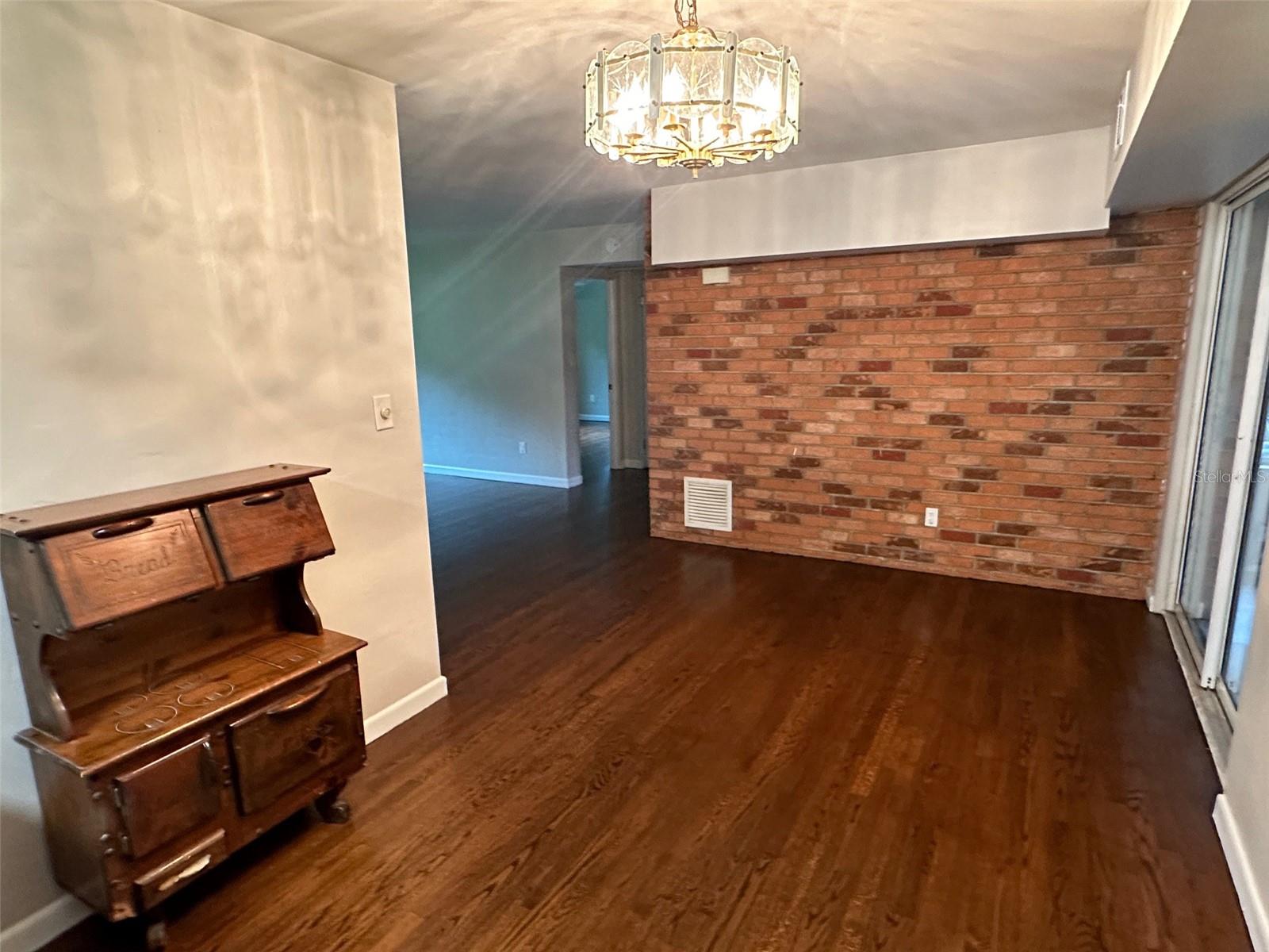 800 MARGARET ST, DELAND, FL, 32720