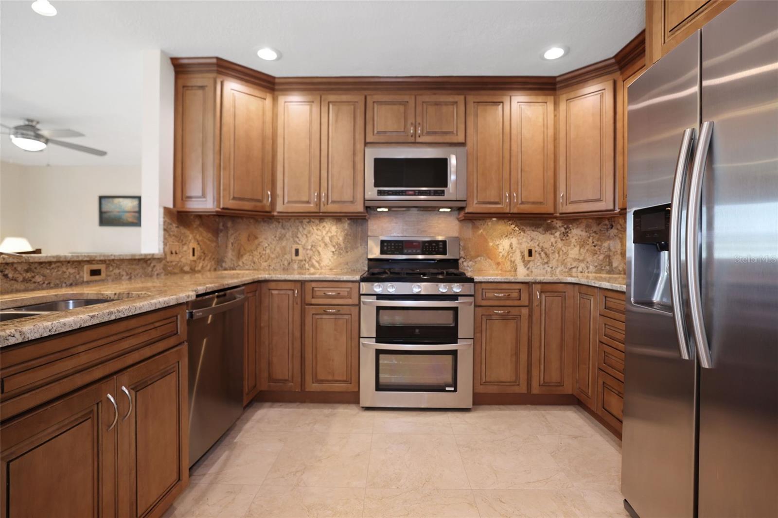 613 79TH CIR S, ST PETERSBURG, FL, 33707