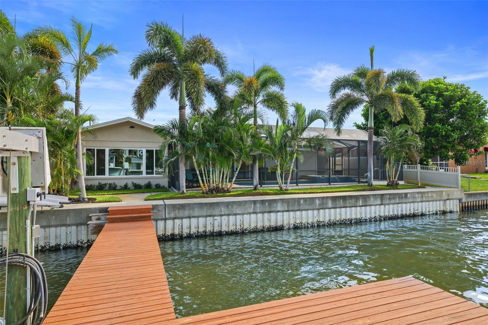 613 79TH CIR S, ST PETERSBURG, FL, 33707