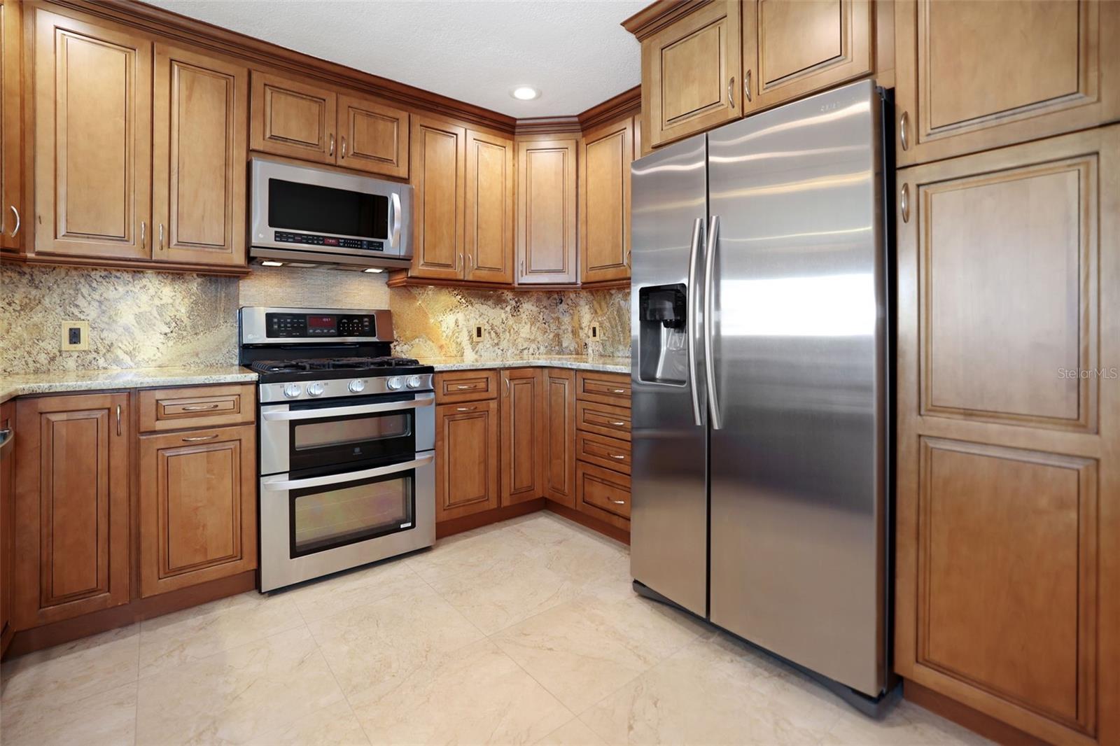 613 79TH CIR S, ST PETERSBURG, FL, 33707