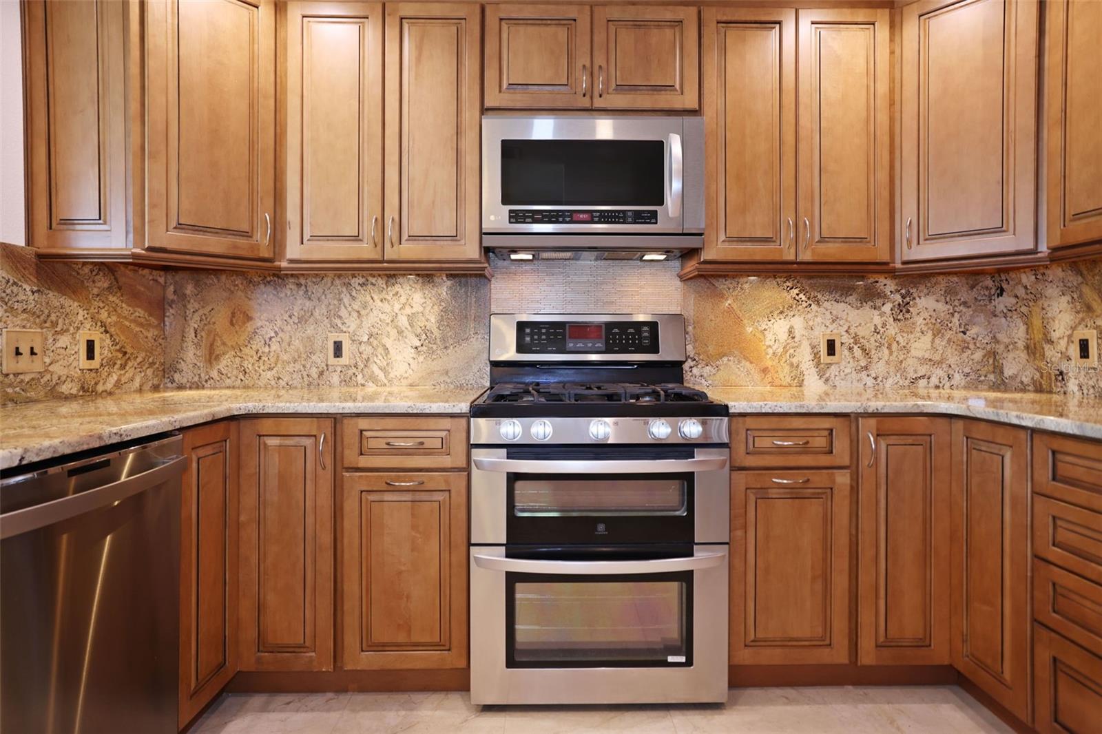 613 79TH CIR S, ST PETERSBURG, FL, 33707