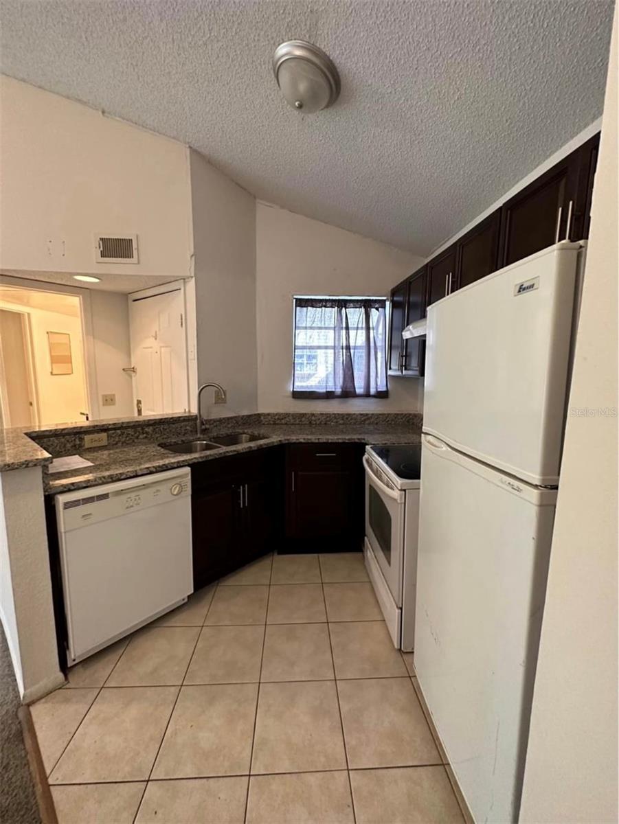 1916 LAKE ATRIUMS CIR #46, ORLANDO, FL, 32839