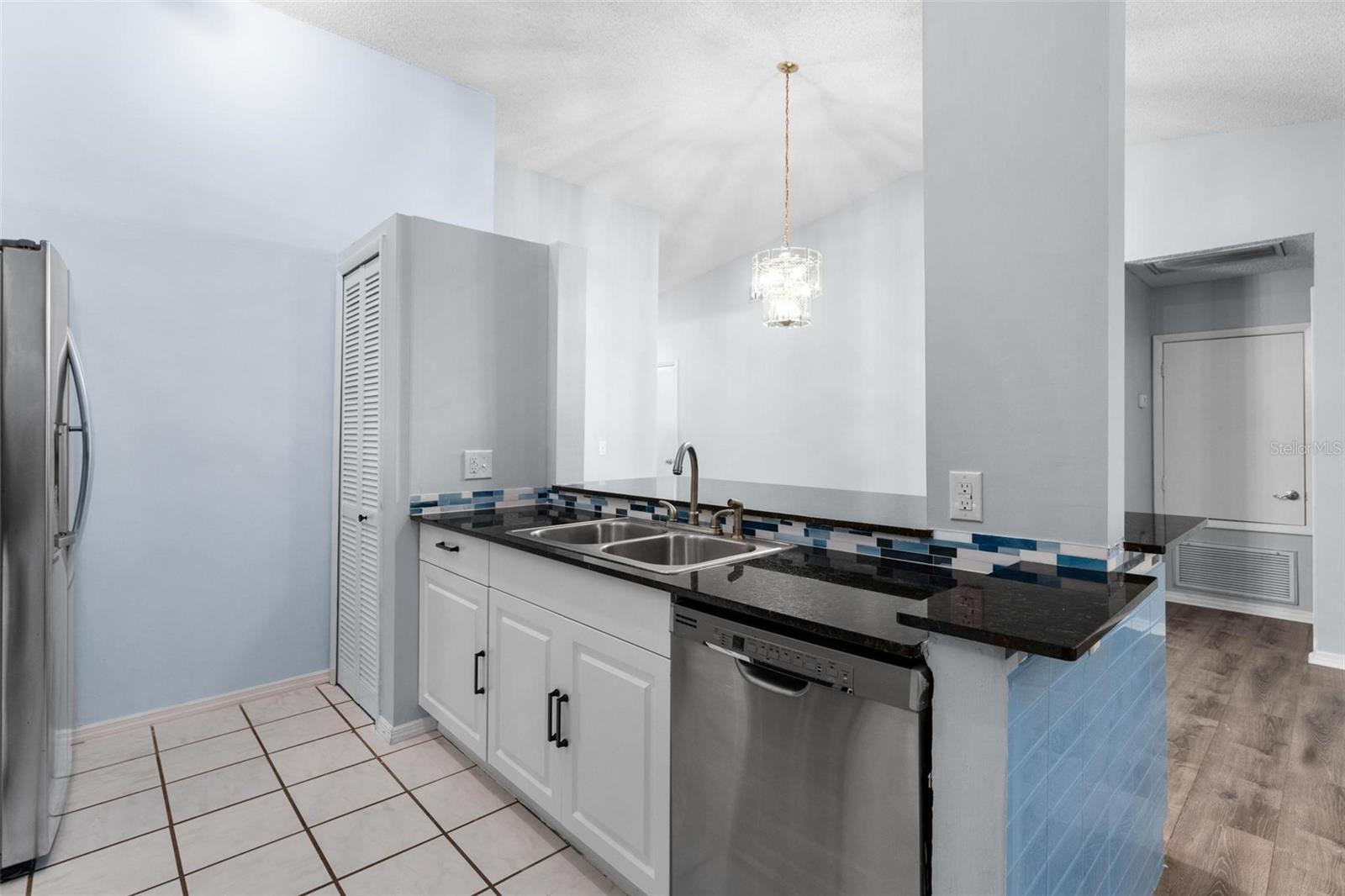 108 CLEAR LAKE CIR, SANFORD, FL, 32773