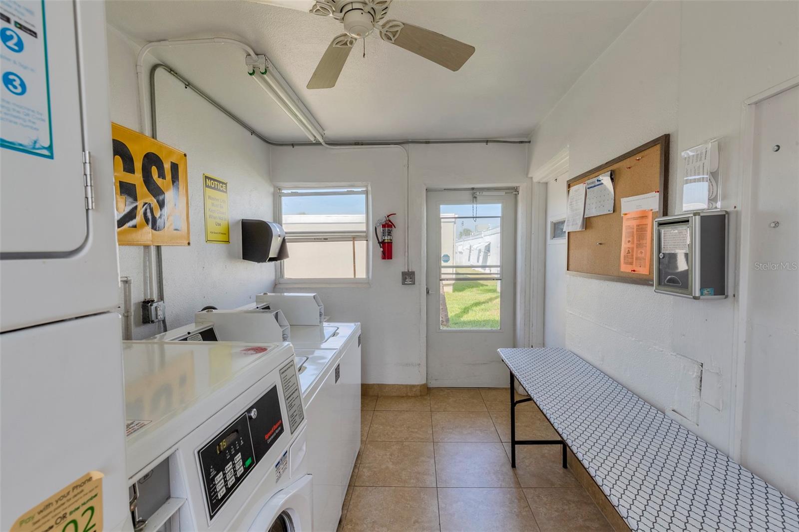 250 ROSERY RD NW #219, LARGO, FL, 33770