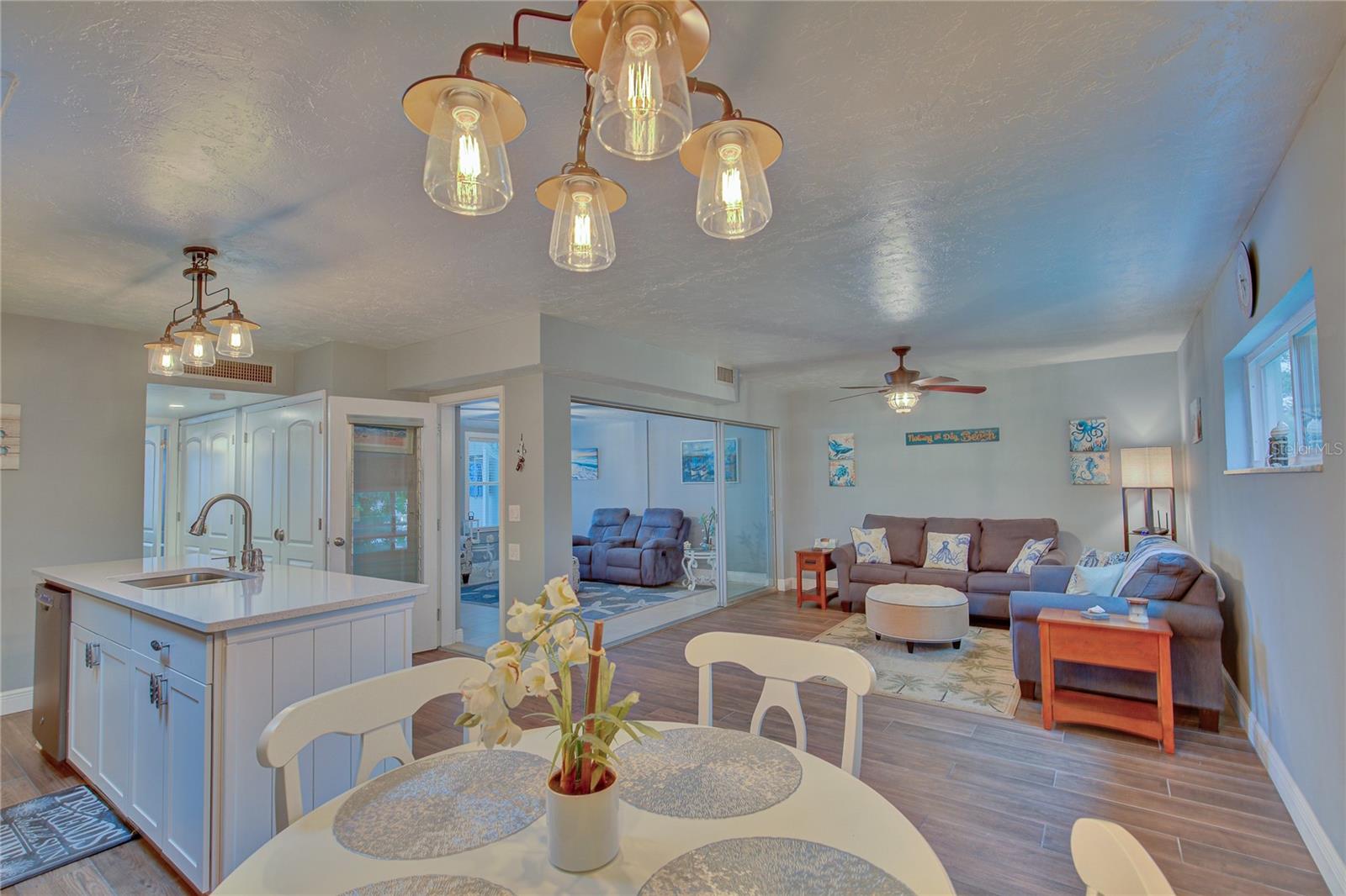 250 ROSERY RD NW #219, LARGO, FL, 33770