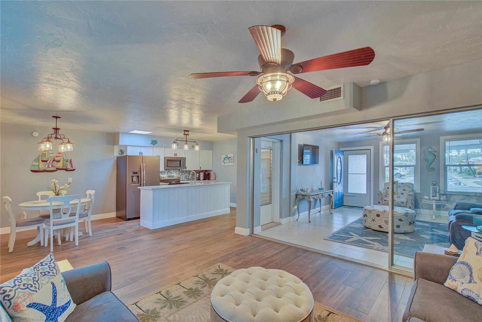 250 ROSERY RD NW #219, LARGO, FL, 33770
