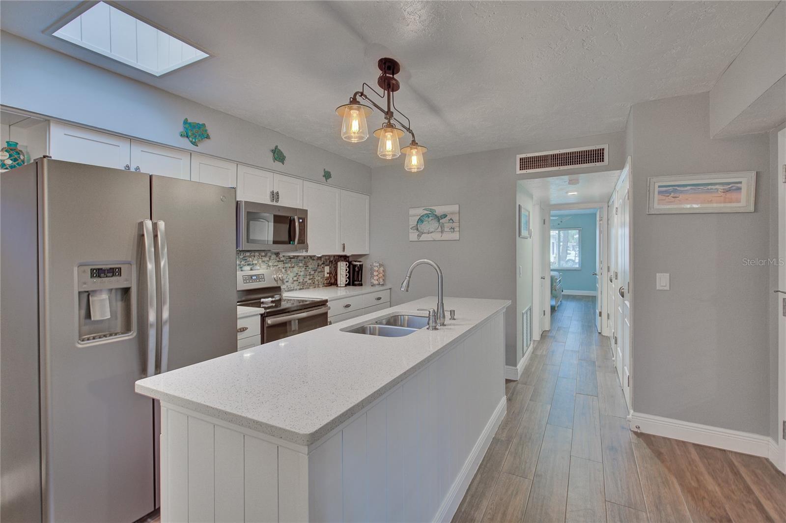 250 ROSERY RD NW #219, LARGO, FL, 33770