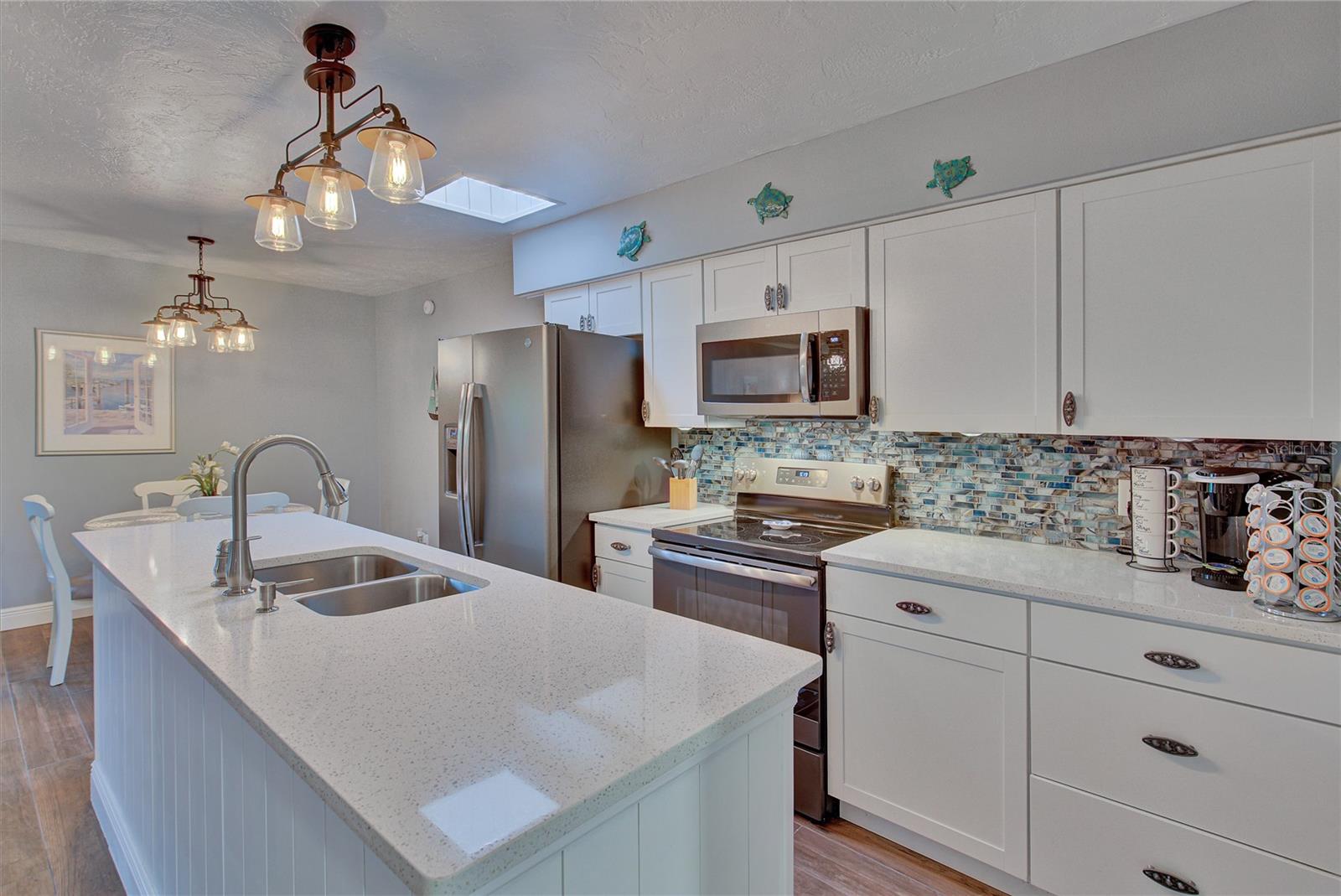 250 ROSERY RD NW #219, LARGO, FL, 33770