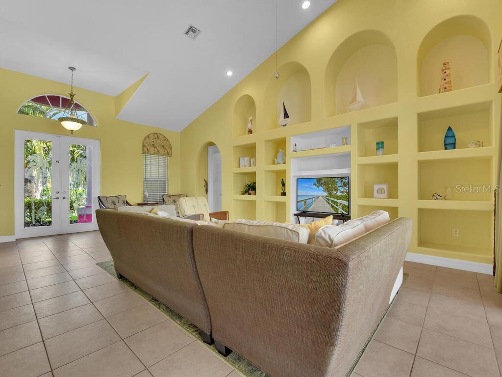 2539 SW 27TH AVE, CAPE CORAL, FL, 33914