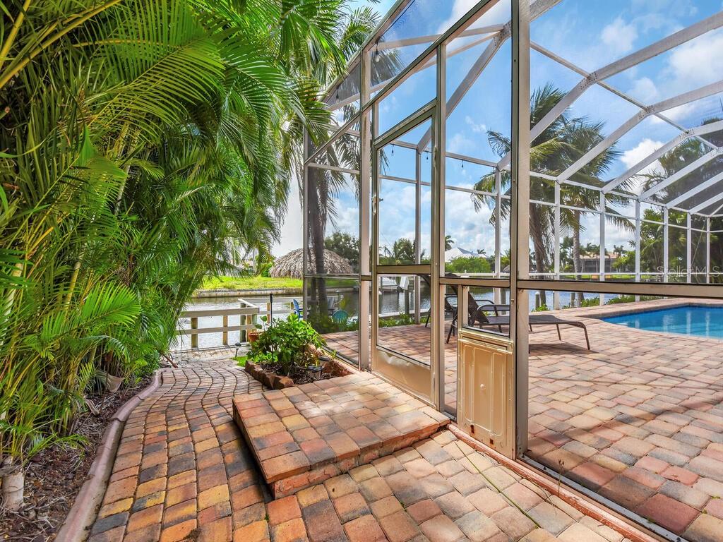 2539 SW 27TH AVE, CAPE CORAL, FL, 33914