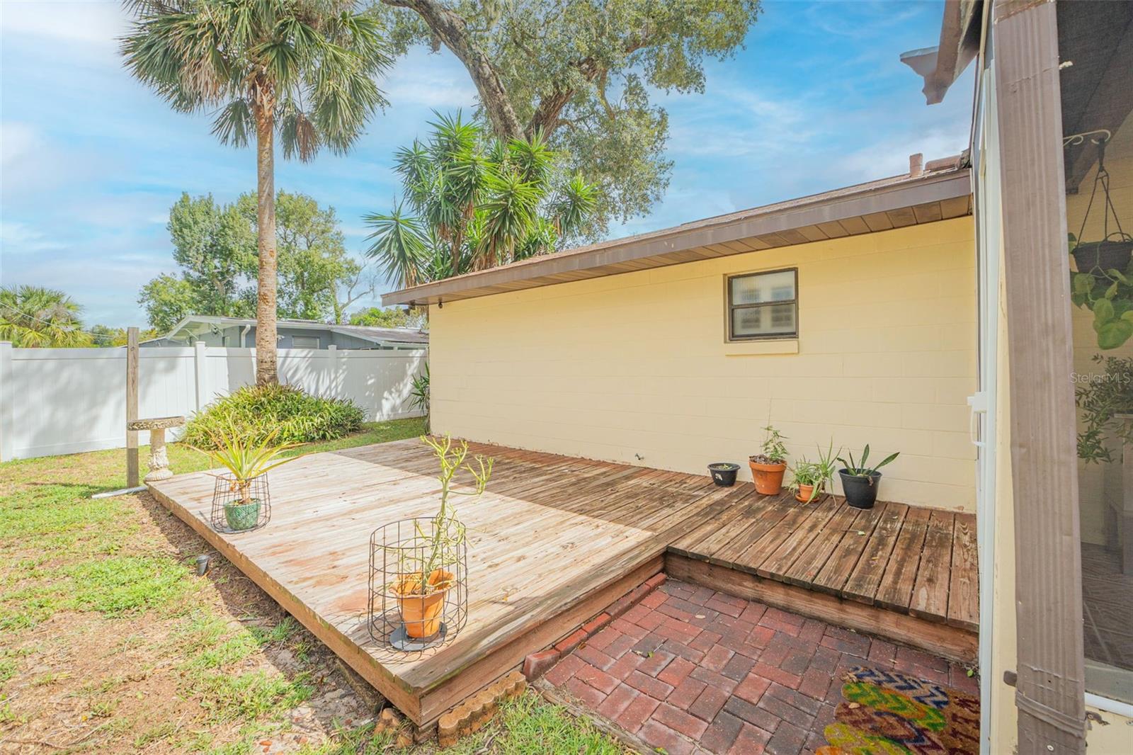 2020 GREEN ST, SOUTH DAYTONA, FL, 32119