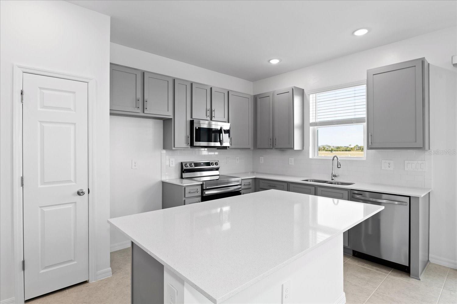 17351 PEREGRINE WAY, PUNTA GORDA, FL, 33982