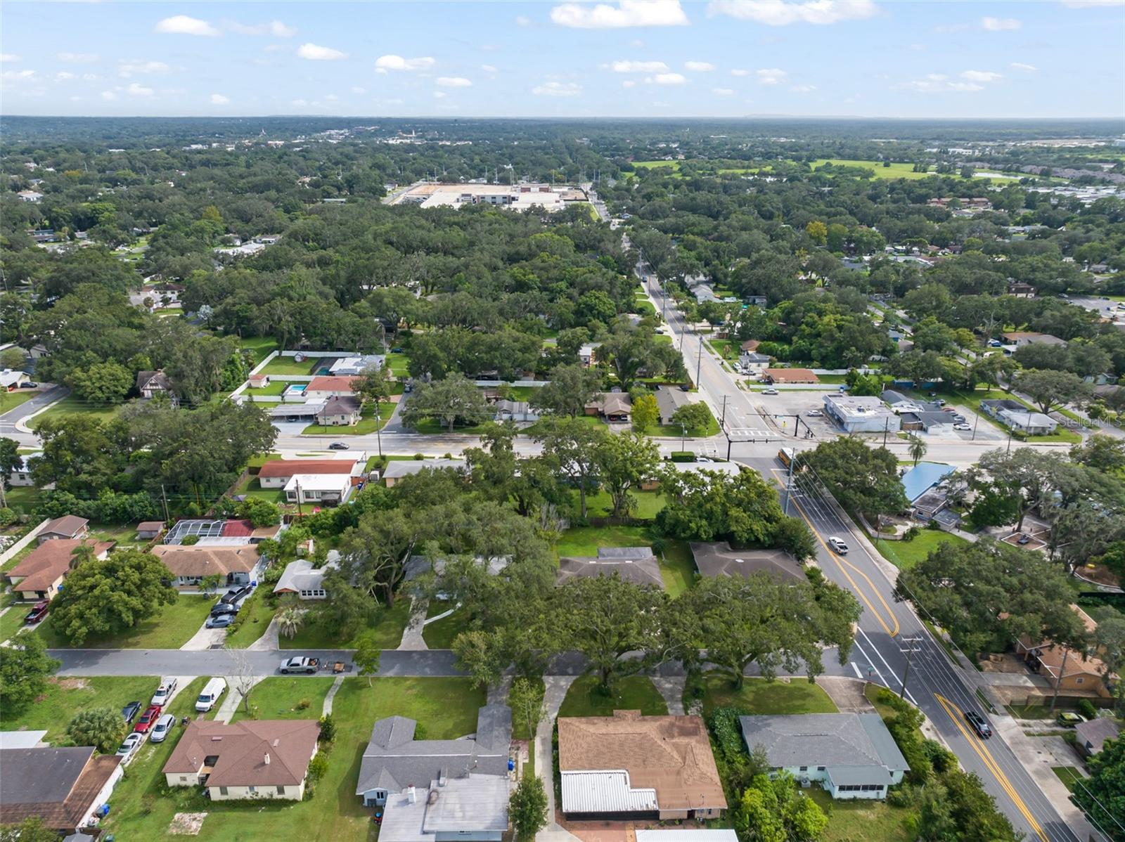 715 W BEACON RD, LAKELAND, FL, 33803