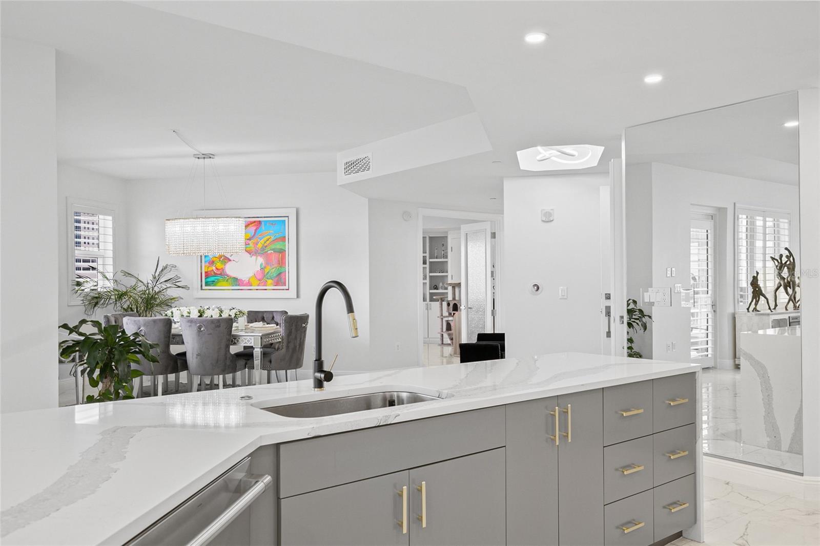 128 GOLDEN GATE PT #501B, SARASOTA, FL, 34236