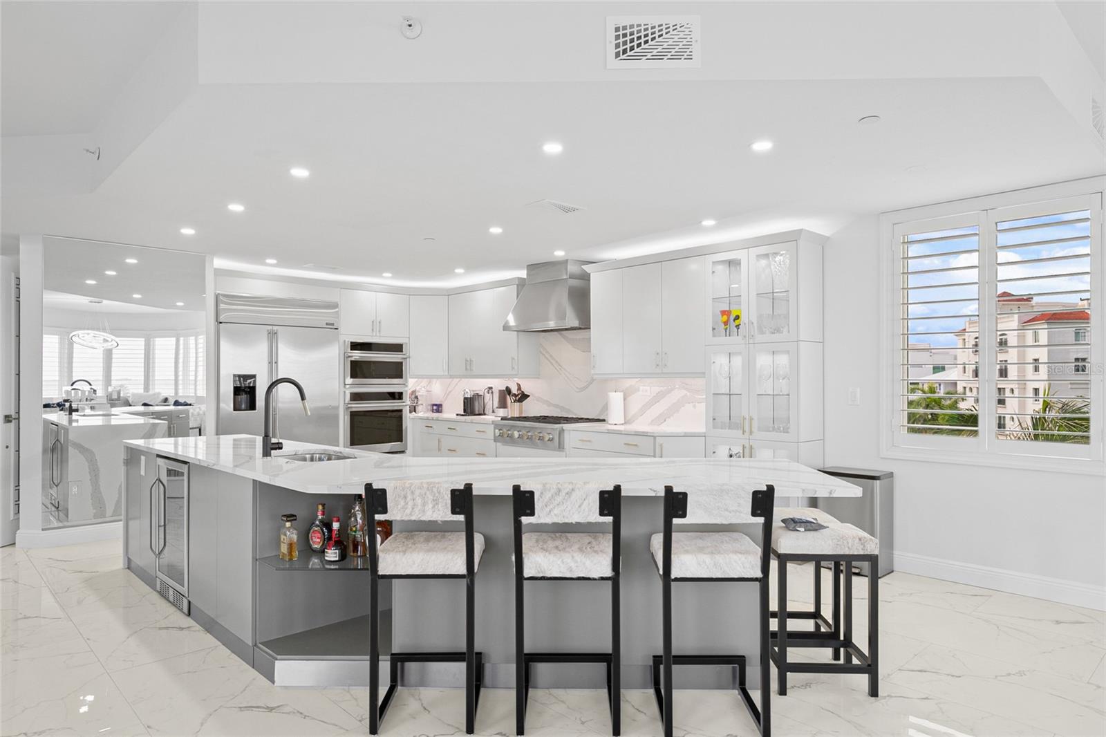 128 GOLDEN GATE PT #501B, SARASOTA, FL, 34236