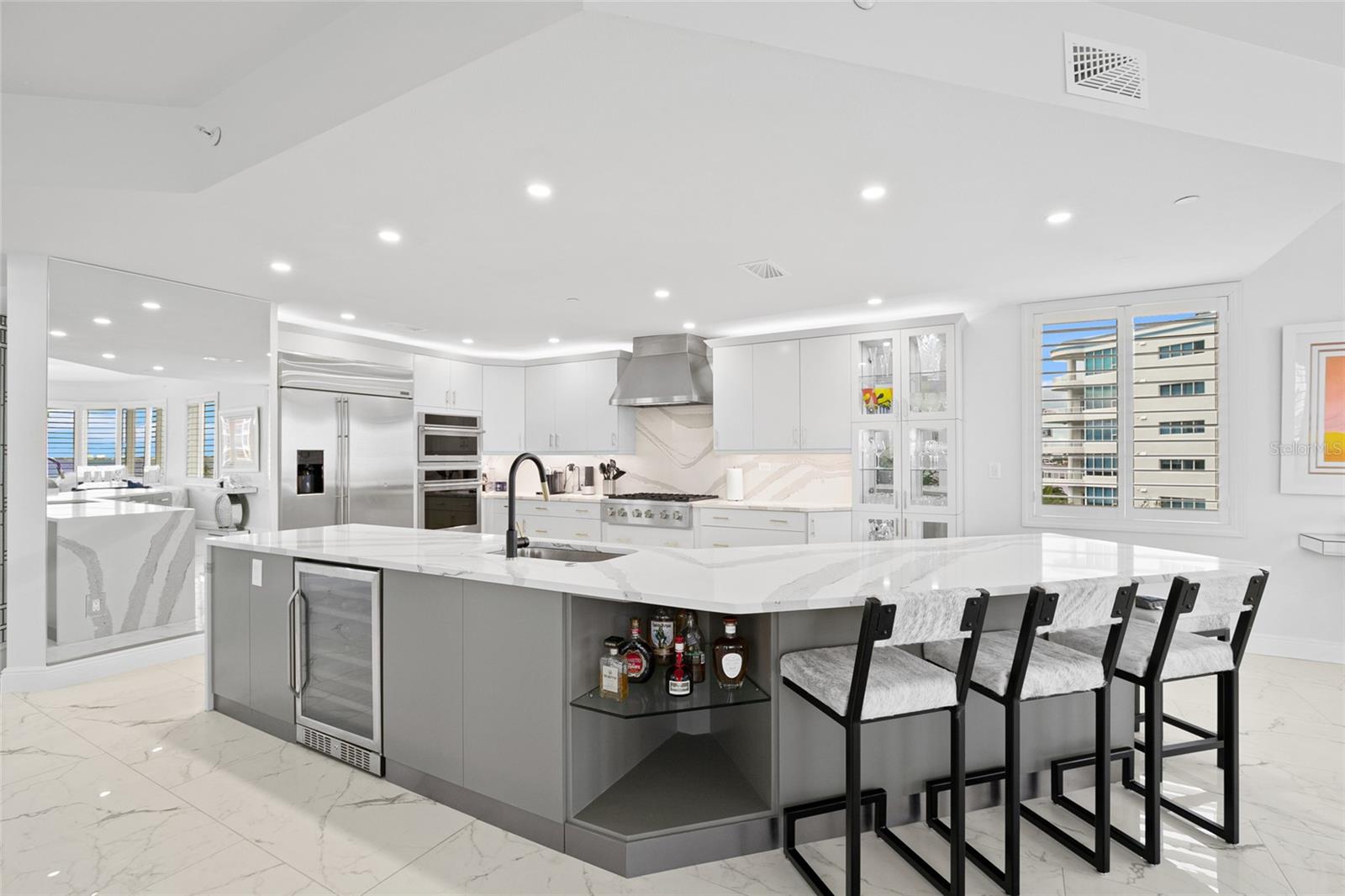 128 GOLDEN GATE PT #501B, SARASOTA, FL, 34236