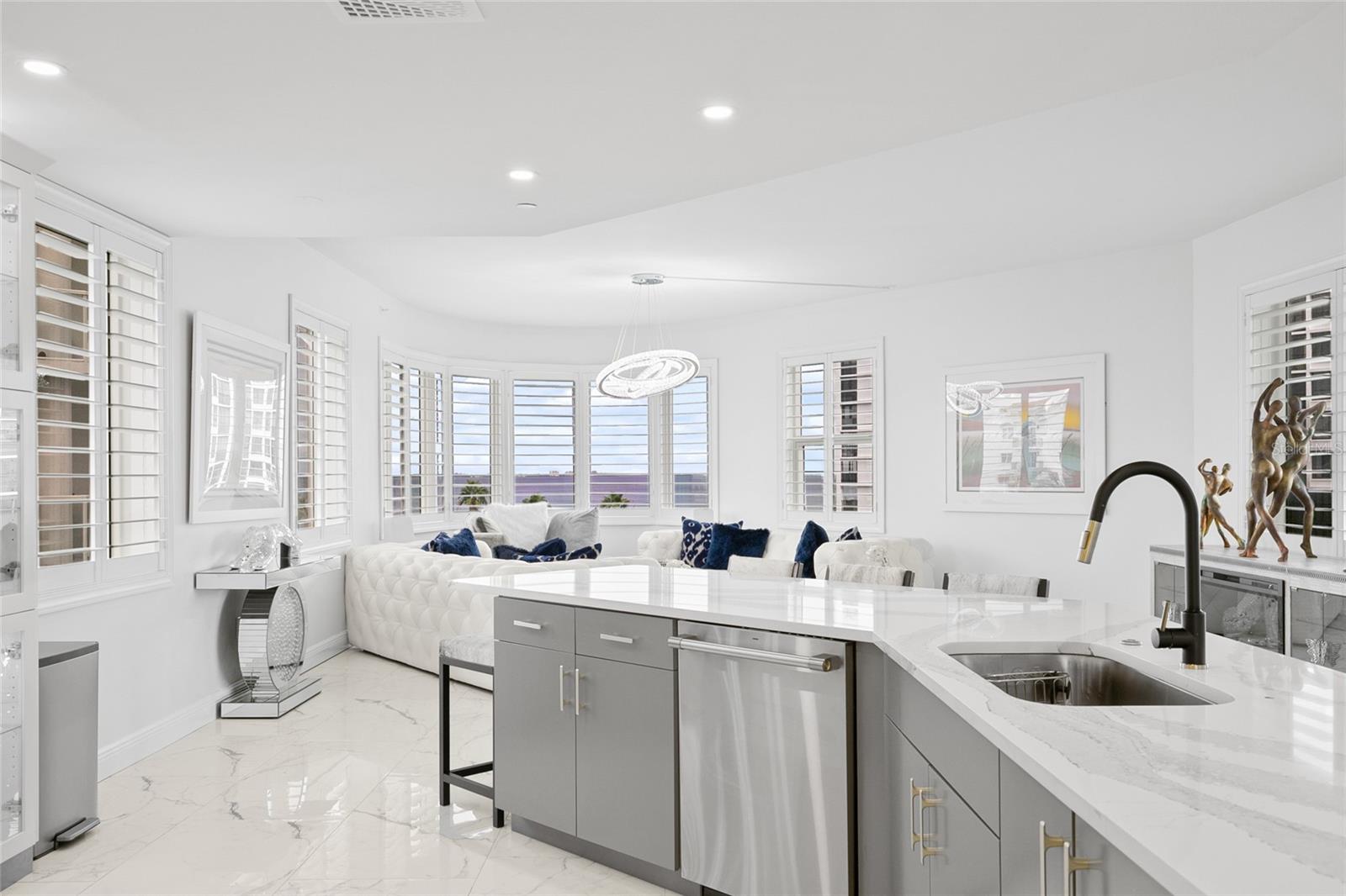 128 GOLDEN GATE PT #501B, SARASOTA, FL, 34236