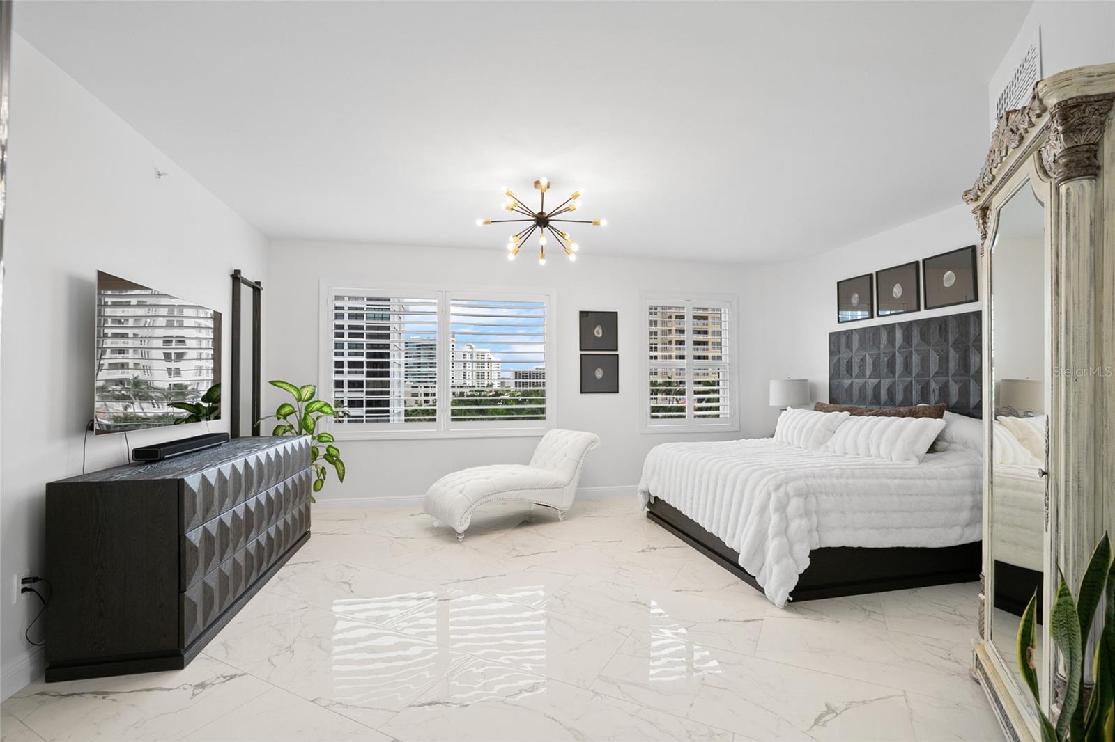 128 GOLDEN GATE PT #501B, SARASOTA, FL, 34236