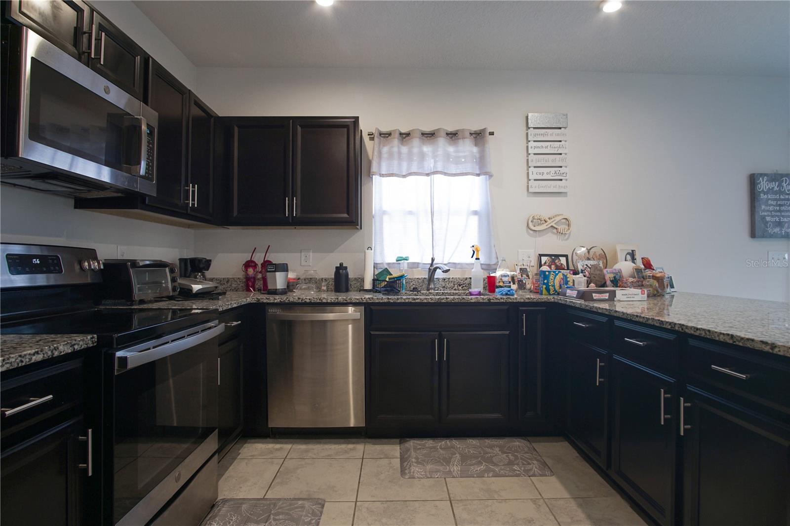 181 SILVER MAPLE BND, DAVENPORT, FL, 33837