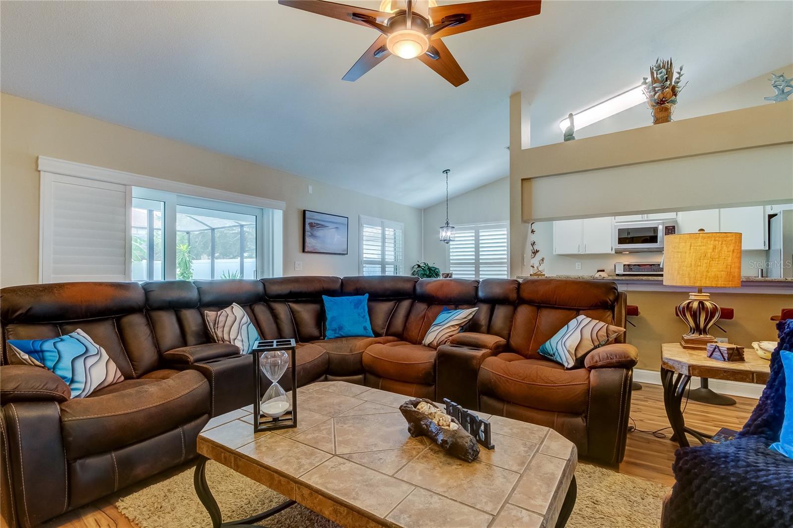 11426 GLENMONT DR, TAMPA, FL, 33635