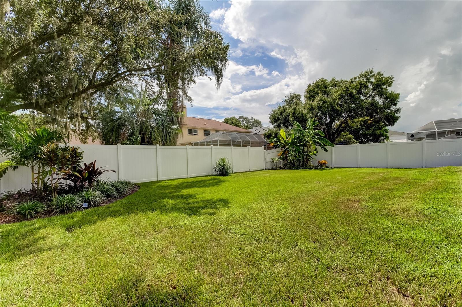 11426 GLENMONT DR, TAMPA, FL, 33635