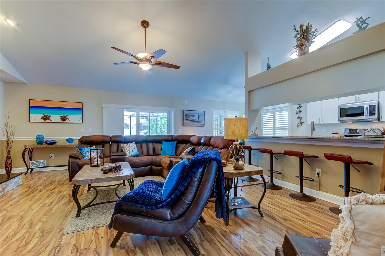 11426 GLENMONT DR, TAMPA, FL, 33635
