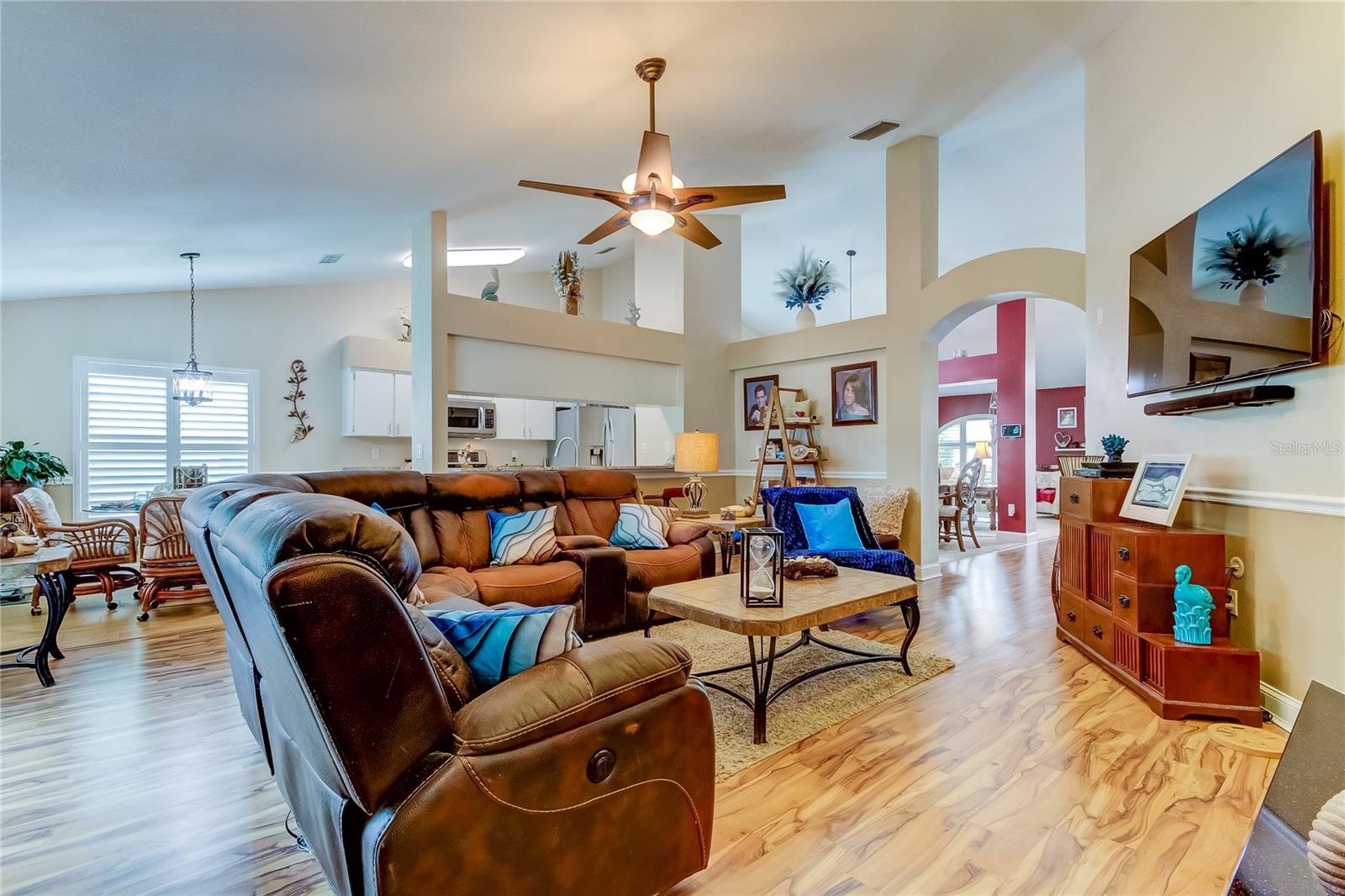 11426 GLENMONT DR, TAMPA, FL, 33635