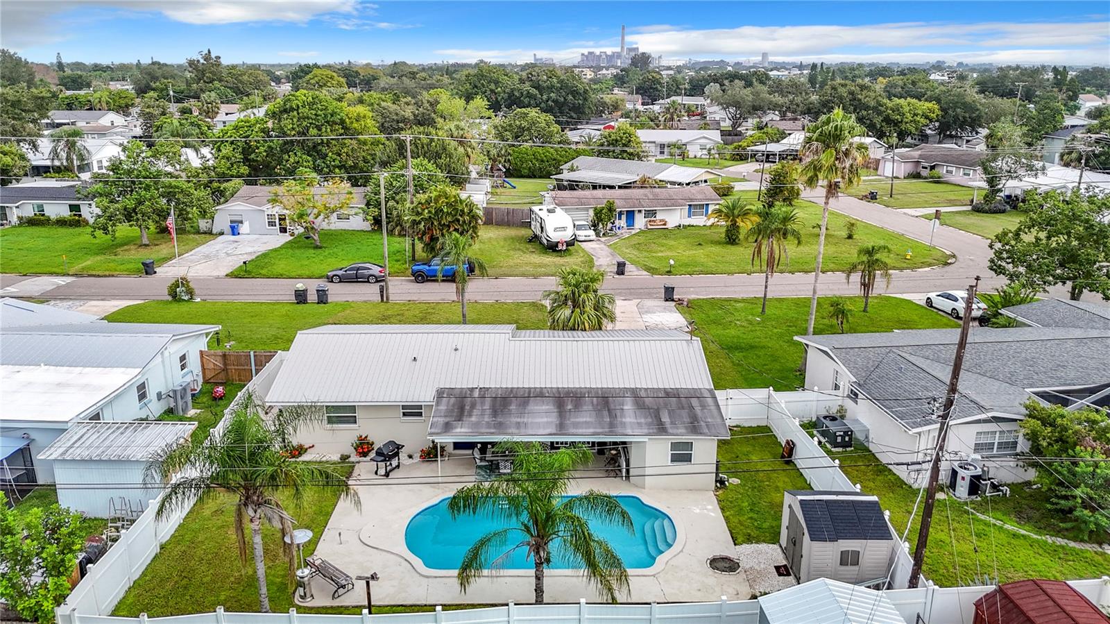 504 FLORIDA CIR S, APOLLO BEACH, FL, 33572