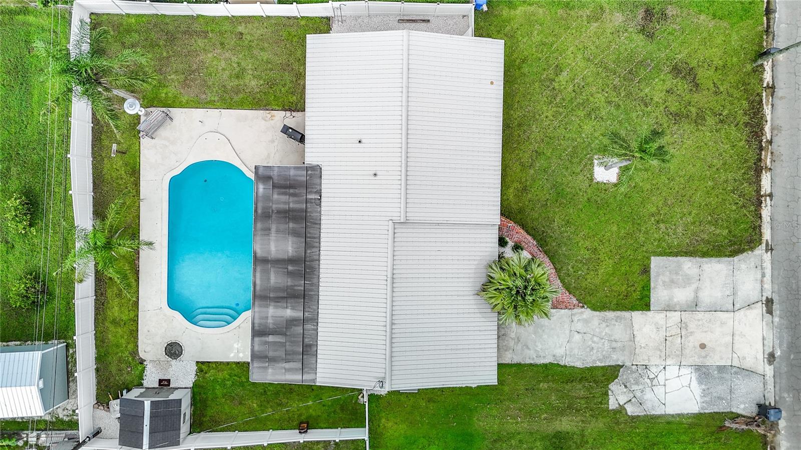 504 FLORIDA CIR S, APOLLO BEACH, FL, 33572