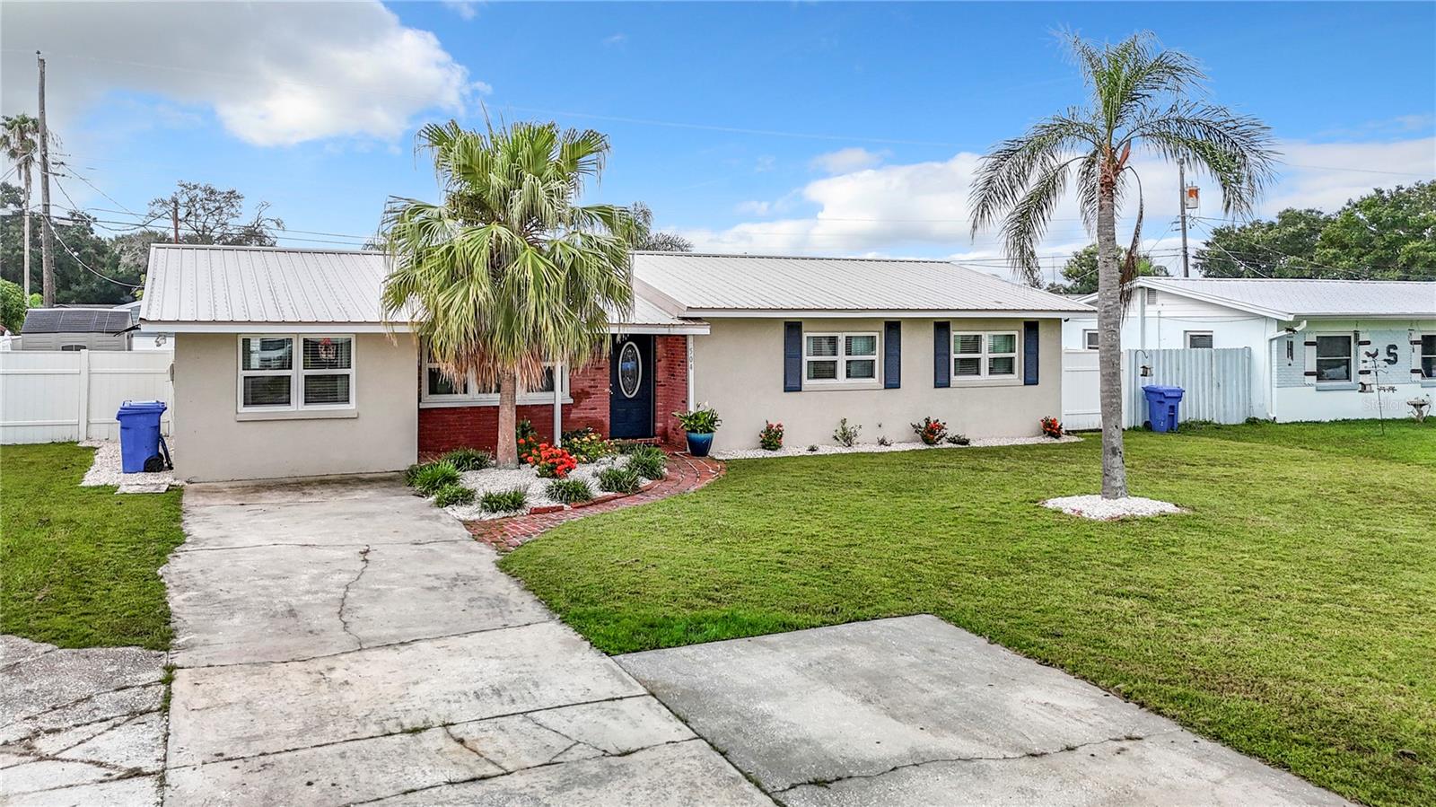 504 FLORIDA CIR S, APOLLO BEACH, FL, 33572