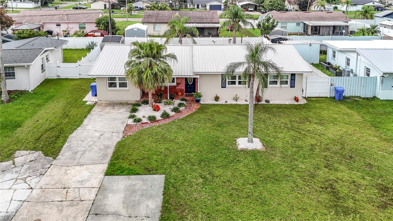 504 FLORIDA CIR S, APOLLO BEACH, FL, 33572