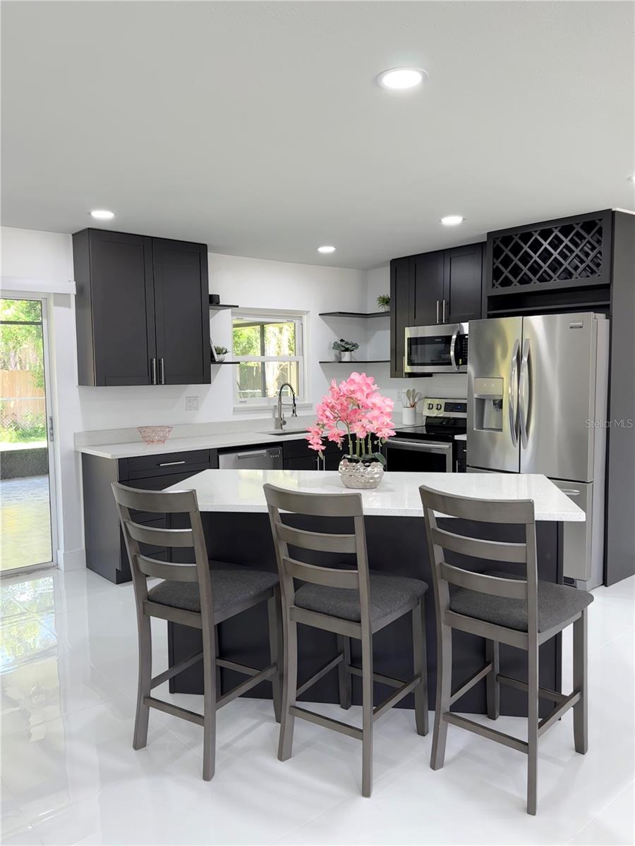 19109 SUNLAKE BLVD, LUTZ, FL, 33558