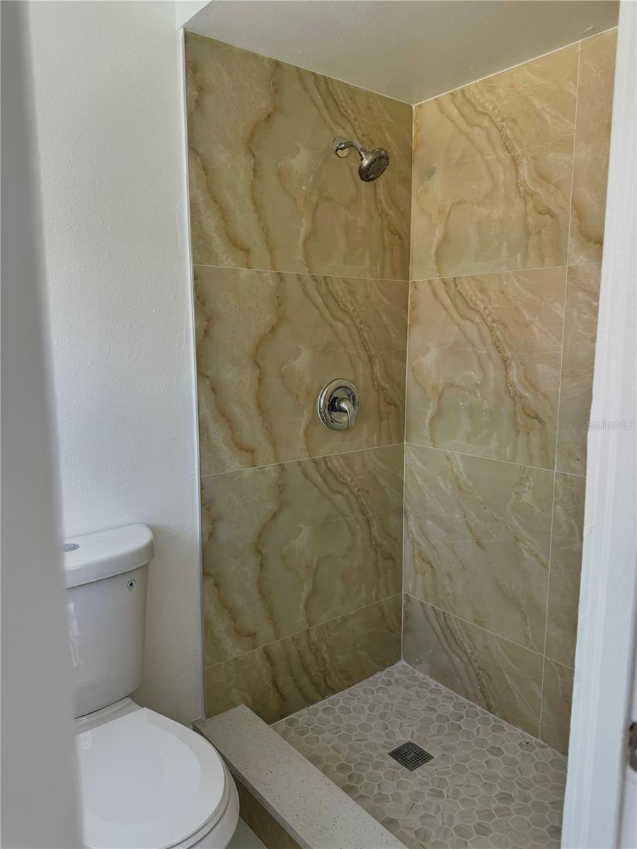 19109 SUNLAKE BLVD, LUTZ, FL, 33558