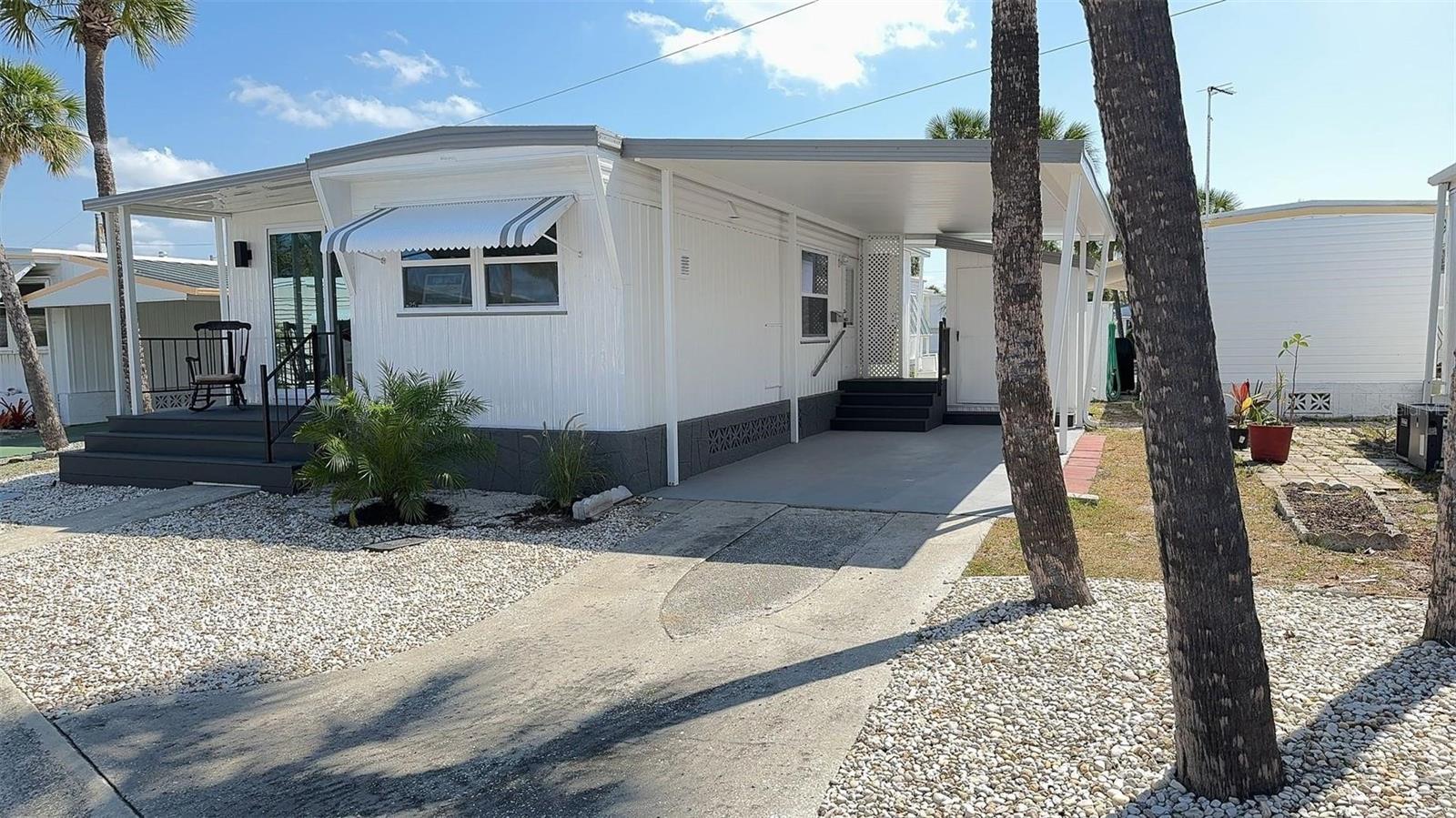 4851 W GANDY BLVD #B15L25, TAMPA, FL, 33611