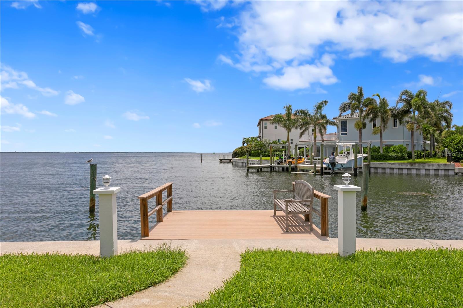 2090 IOWA AVE NE, ST PETERSBURG, FL, 33703