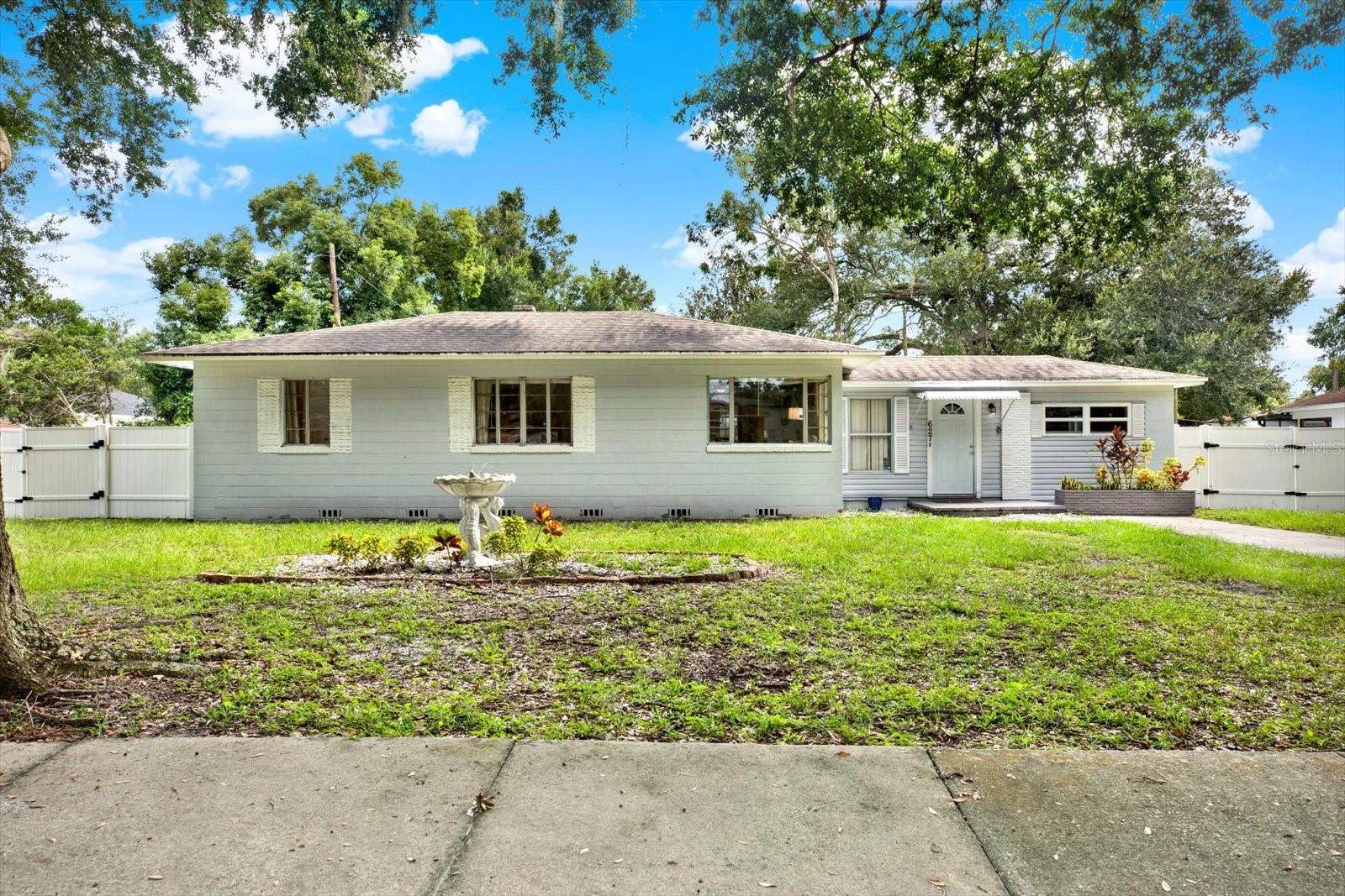 627 HOLLY PL, LAKELAND, FL, 33801