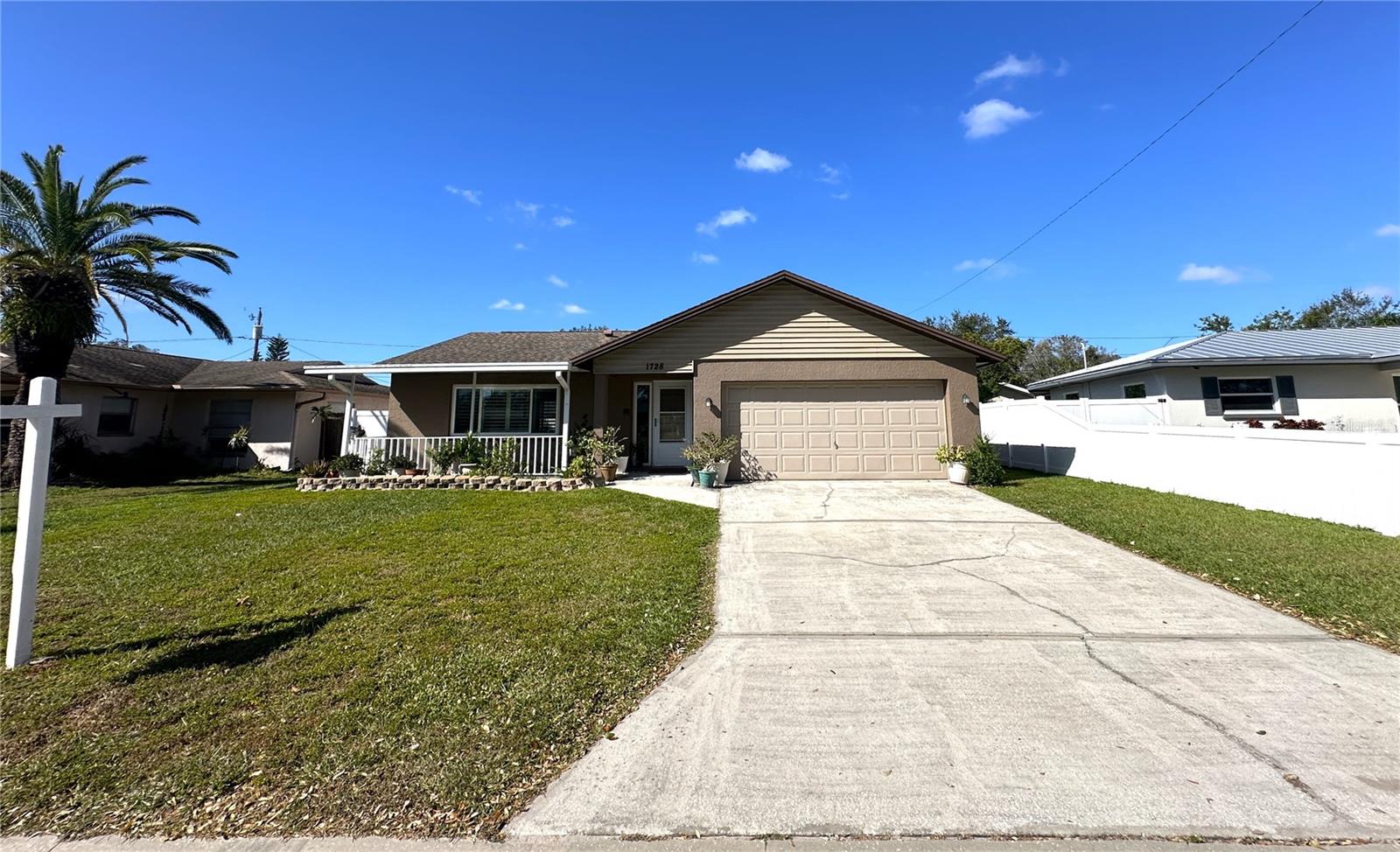 1728 W LAGOON CIR, CLEARWATER, FL, 33765