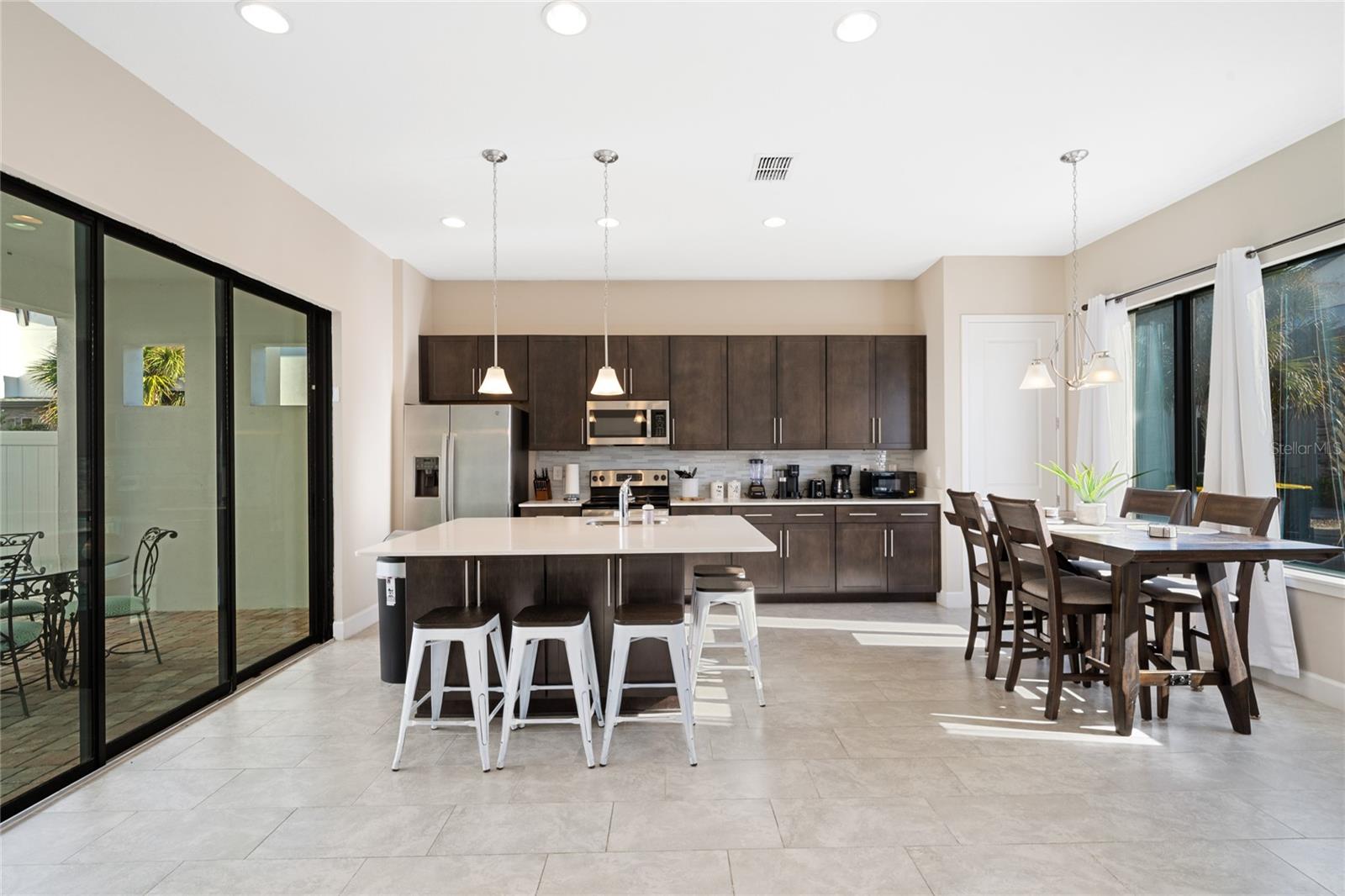 137 VILLA DOMANI CIR, DAVENPORT, FL, 33896