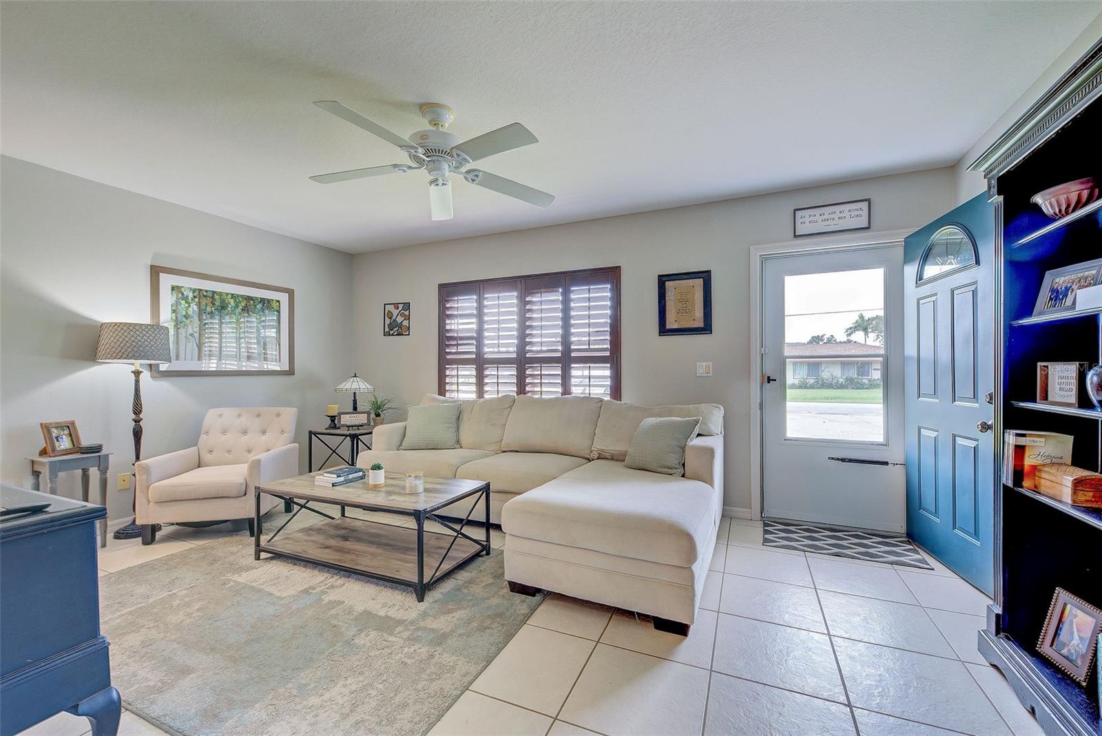 879 E SEMINOLE DR, VENICE, FL, 34293