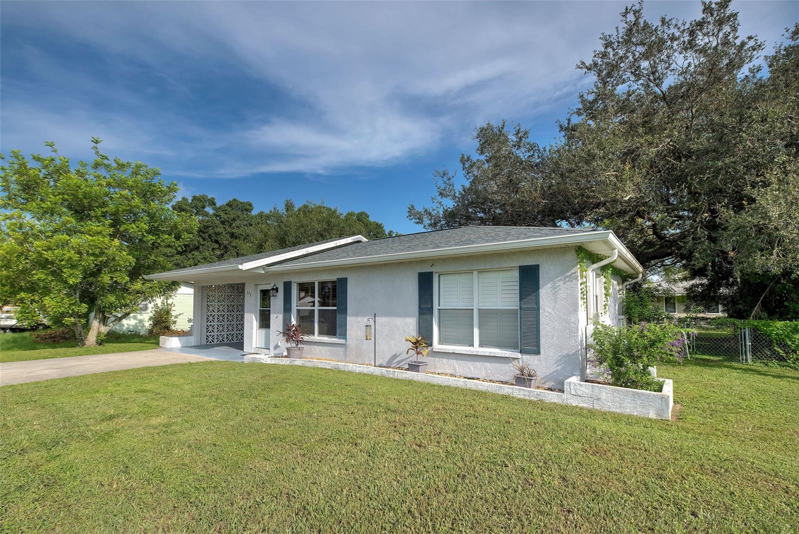 879 E SEMINOLE DR, VENICE, FL, 34293