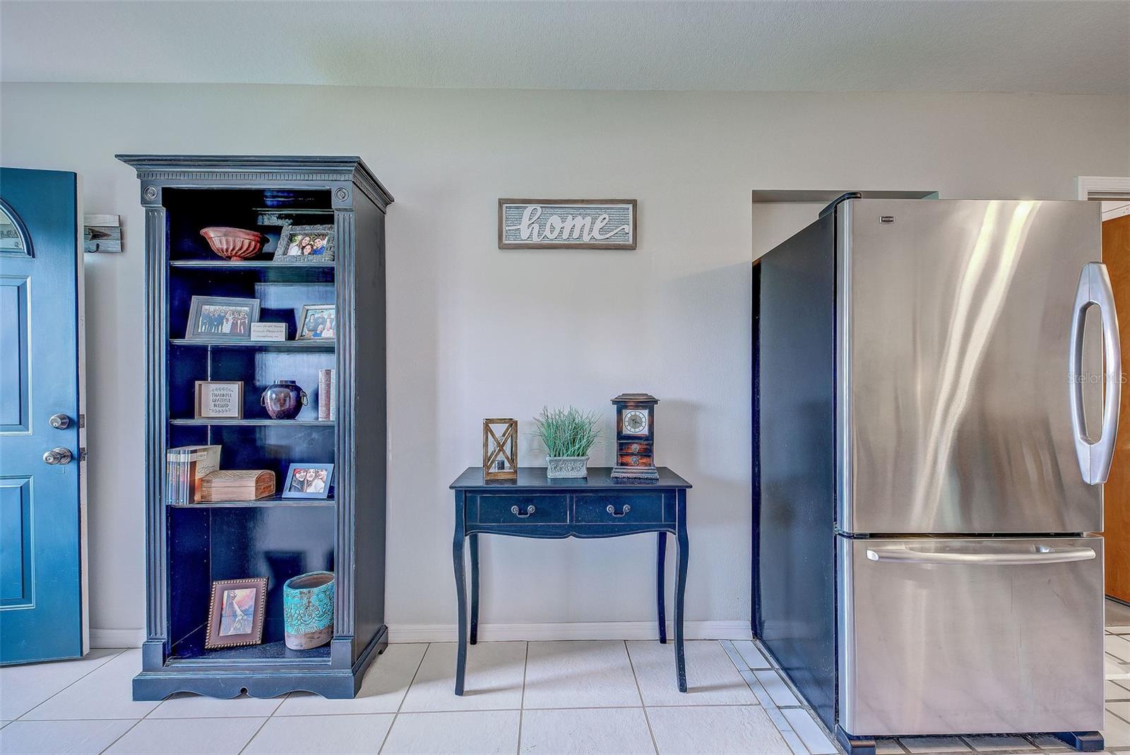 879 E SEMINOLE DR, VENICE, FL, 34293