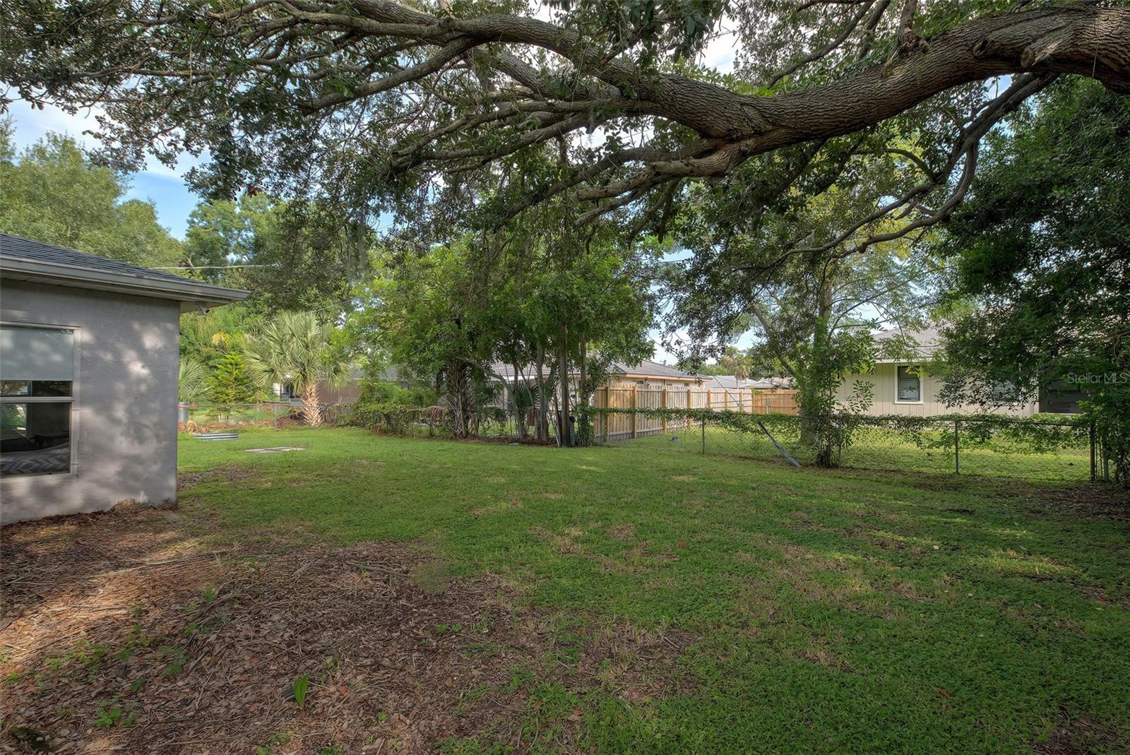 879 E SEMINOLE DR, VENICE, FL, 34293