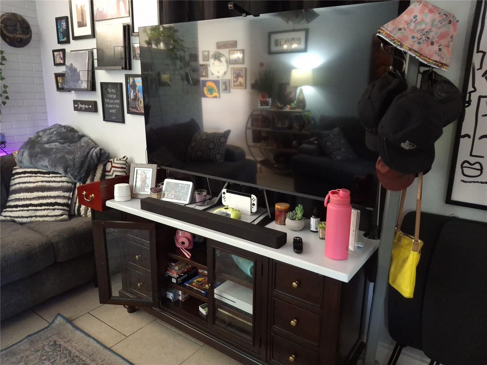 523 YELVINGTON AVE, CLEARWATER, FL, 33756