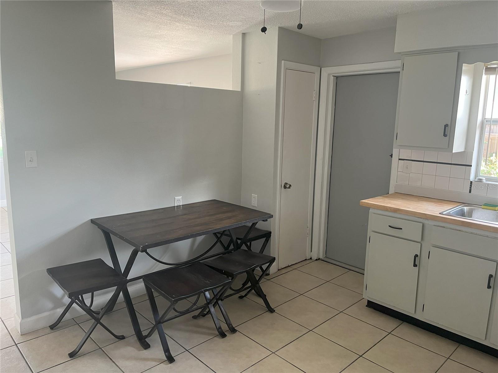 523 YELVINGTON AVE, CLEARWATER, FL, 33756