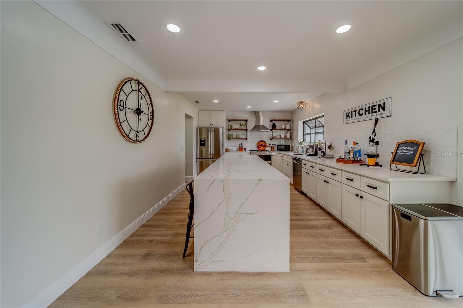 17325 ROSA LEE WAY, NORTH REDINGTON BEACH, FL, 33708